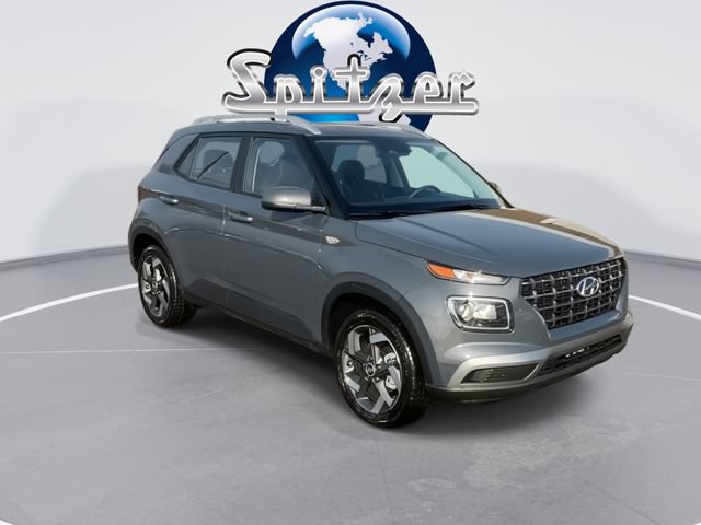 New 2025 Hyundai Venue SEL FWD video 2