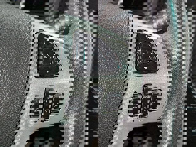 Used 2015 Ford Explorer XLT w/ Equipment Group 202B image 36