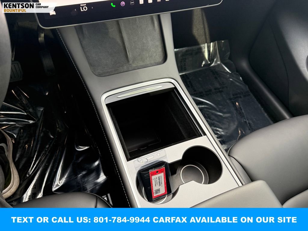 Used 2025 Tesla Model Y Long Range image 22