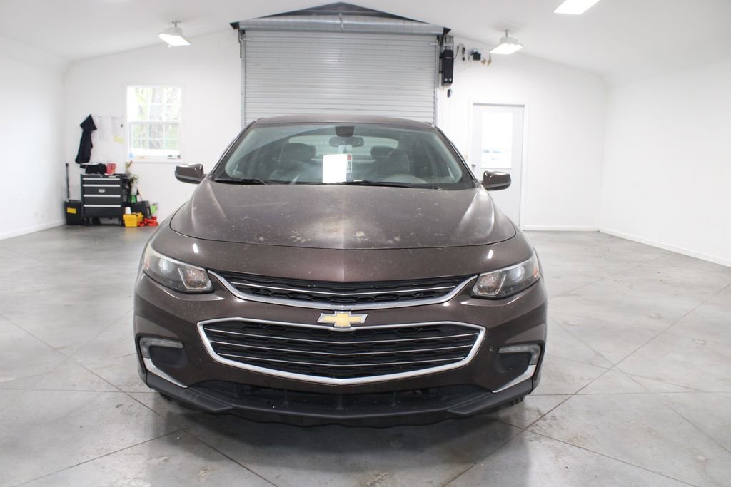 Used 2016 Chevrolet Malibu LT image 3