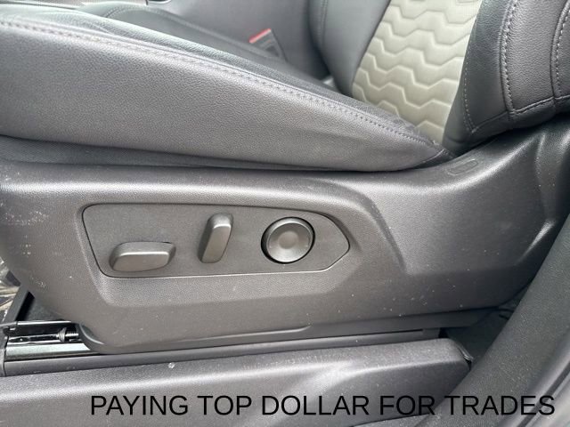 Used 2025 Chevrolet Silverado 1500 ZR2 image 13