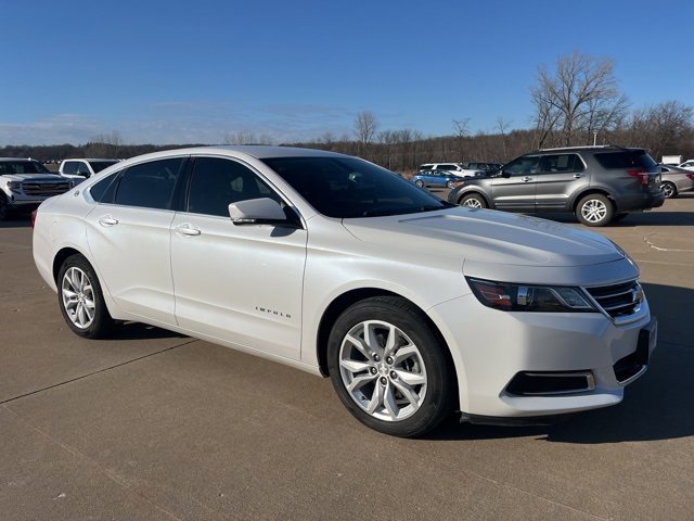 Used 2016 Chevrolet Impala LT w/ Convenience Package image 1