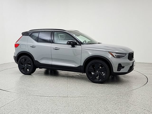 New 2026 Volvo XC40 B5 Ultra w/ Climate Package AWD/4WD image 3