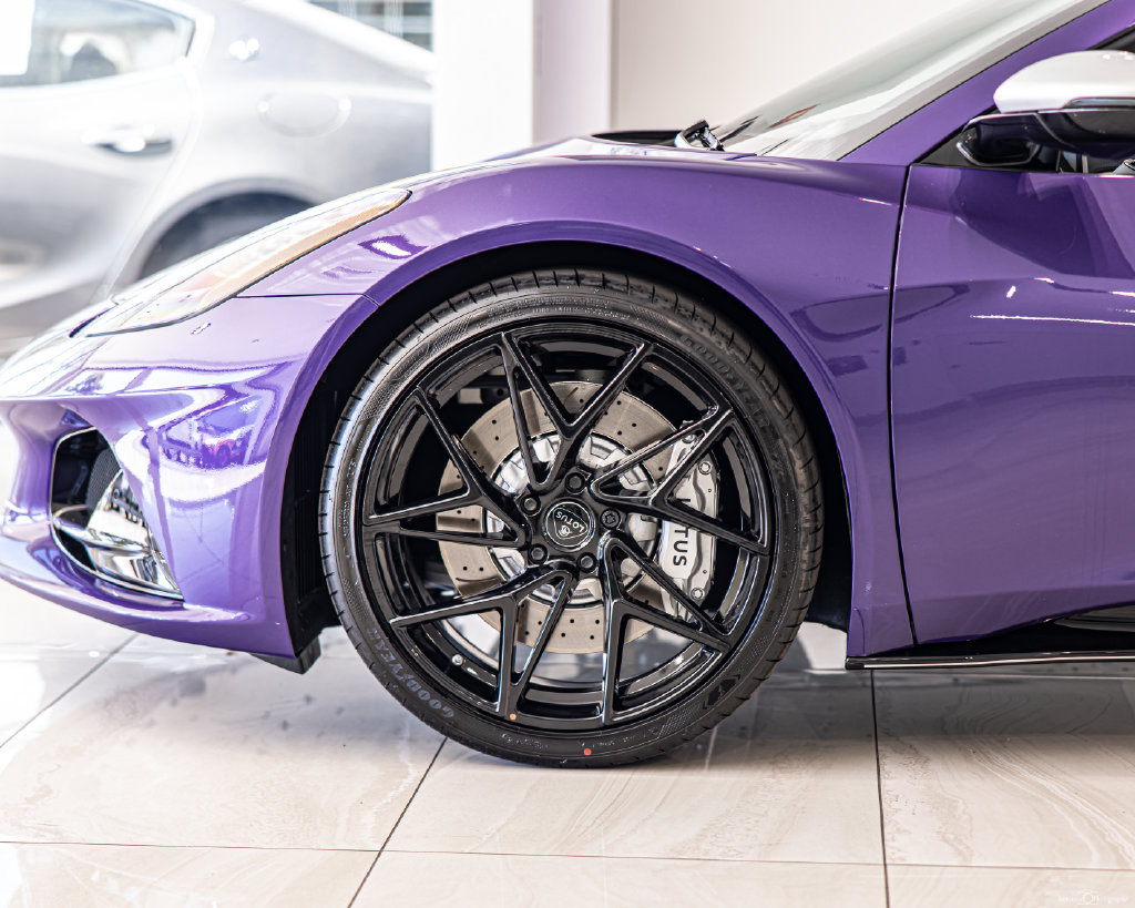 New 2027 Lotus Emira SE RWD image 8