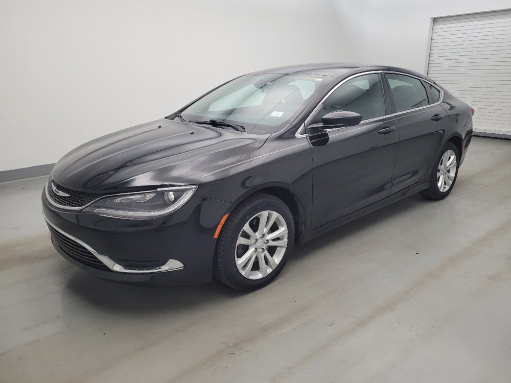 Used 2015 Chrysler 200 Limited FWD image 2