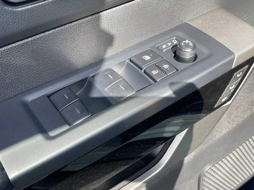 Used 2025 Toyota Tundra Limited image 16