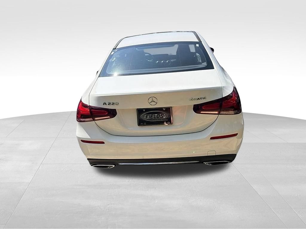 Used 2022 Mercedes-Benz A 220 4MATIC image 5