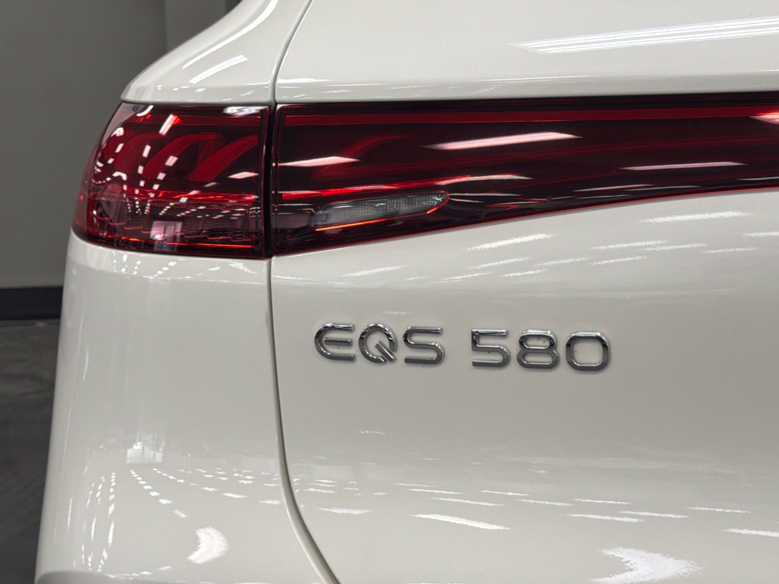Certified 2023 Mercedes-Benz EQS 580 4MATIC SUV image 14