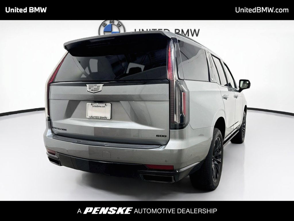 Used 2024 Cadillac Escalade Sport Platinum w/ LPO, ONYX Package AWD/4WD image 5