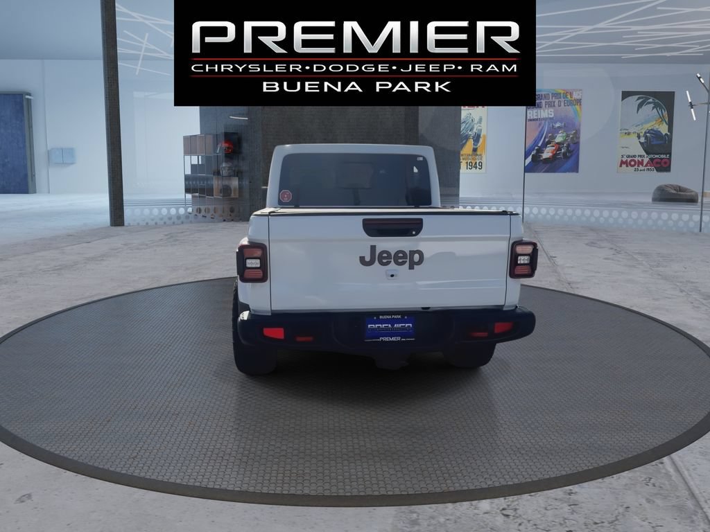 Used 2026 Jeep Gladiator Rubicon w/ Safety Group AWD/4WD image 7
