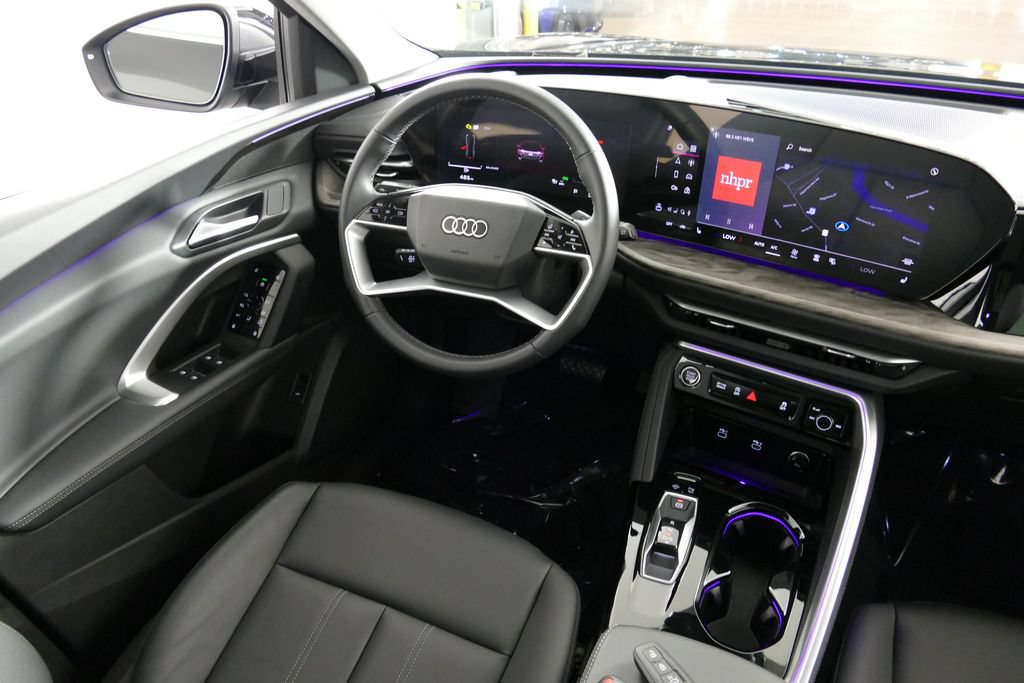 Certified 2025 Audi Q5 Premium w/ Convenience Package AWD/4WD image 24