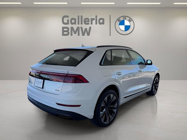 Used 2025 Audi Q8 Premium image 7
