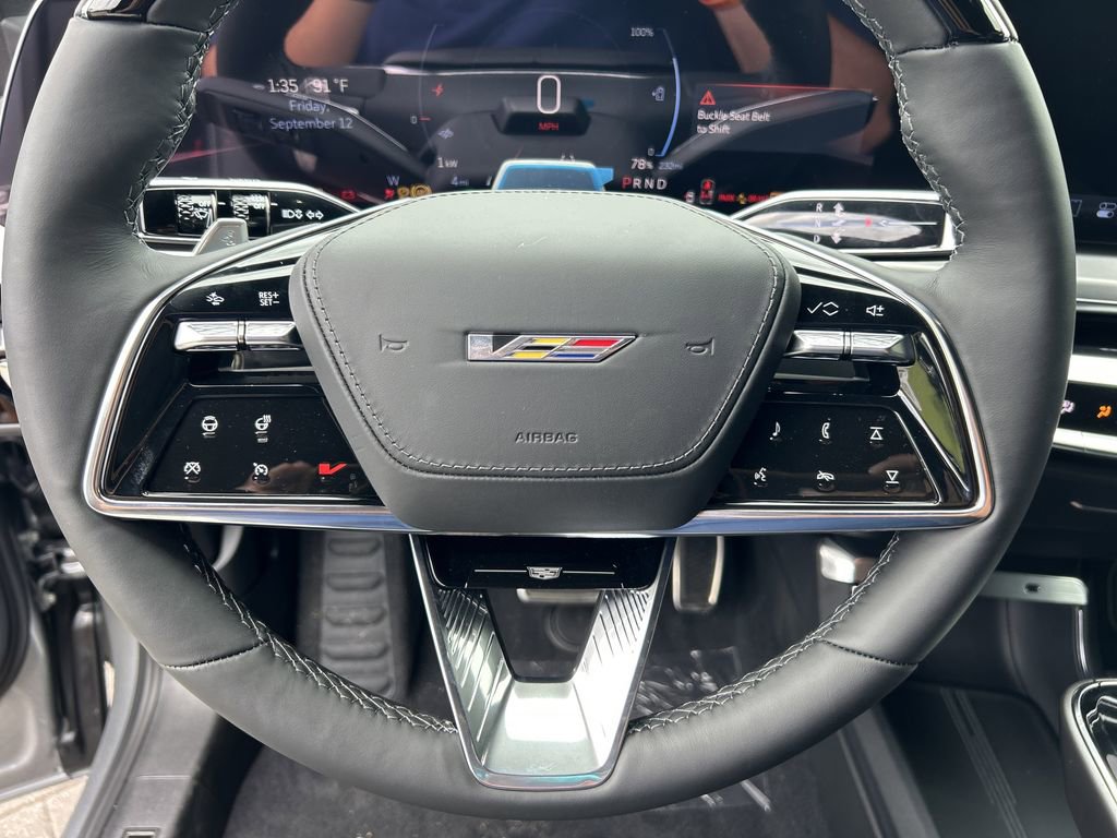 New 2026 Cadillac Lyriq V image 27