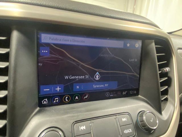 Used 2022 GMC Acadia Denali w/ Denali Ultimate Package AWD/4WD image 19