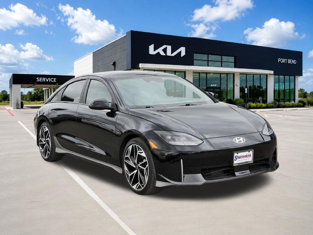 Used 2023 Hyundai Ioniq 6 SEL RWD image 3