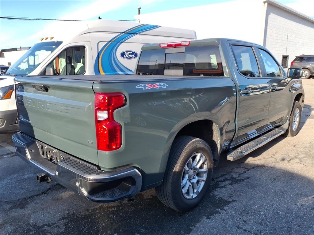 Used 2025 Chevrolet Silverado 1500 LT image 4