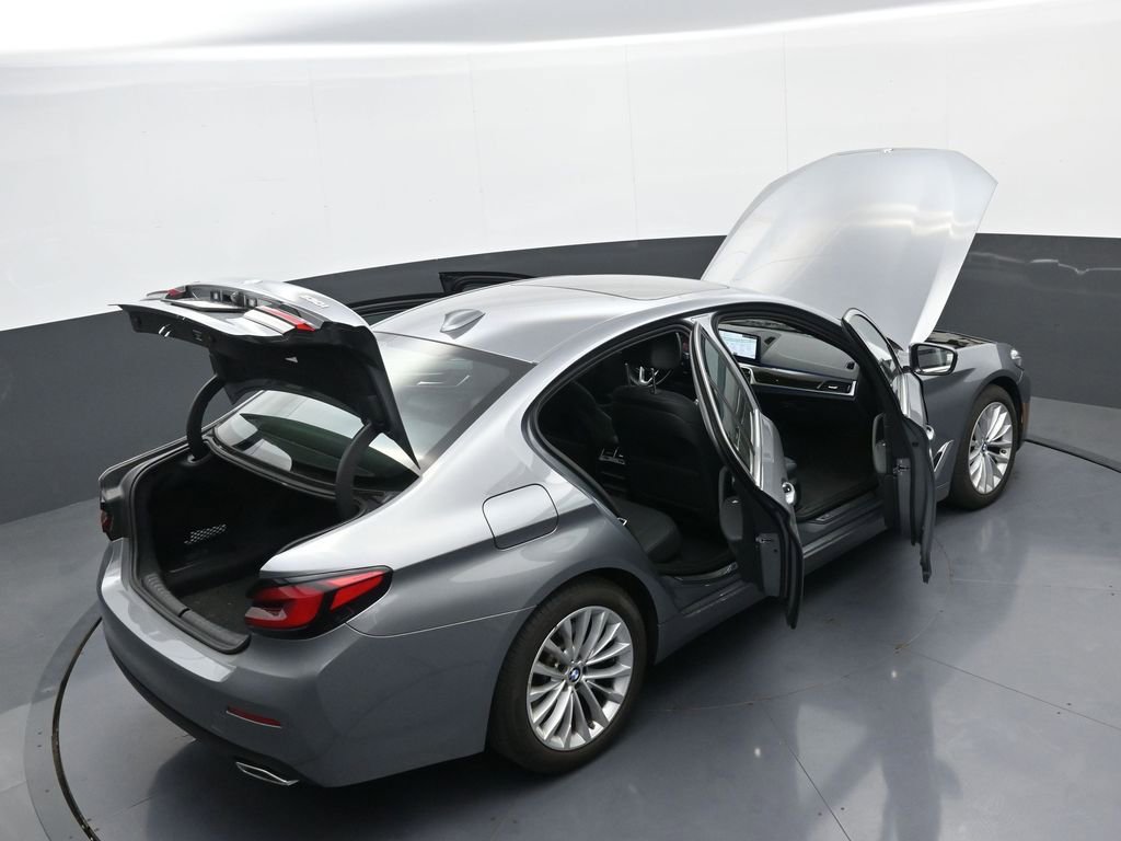 Used 2023 BMW 530i xDrive AWD/4WD image 42