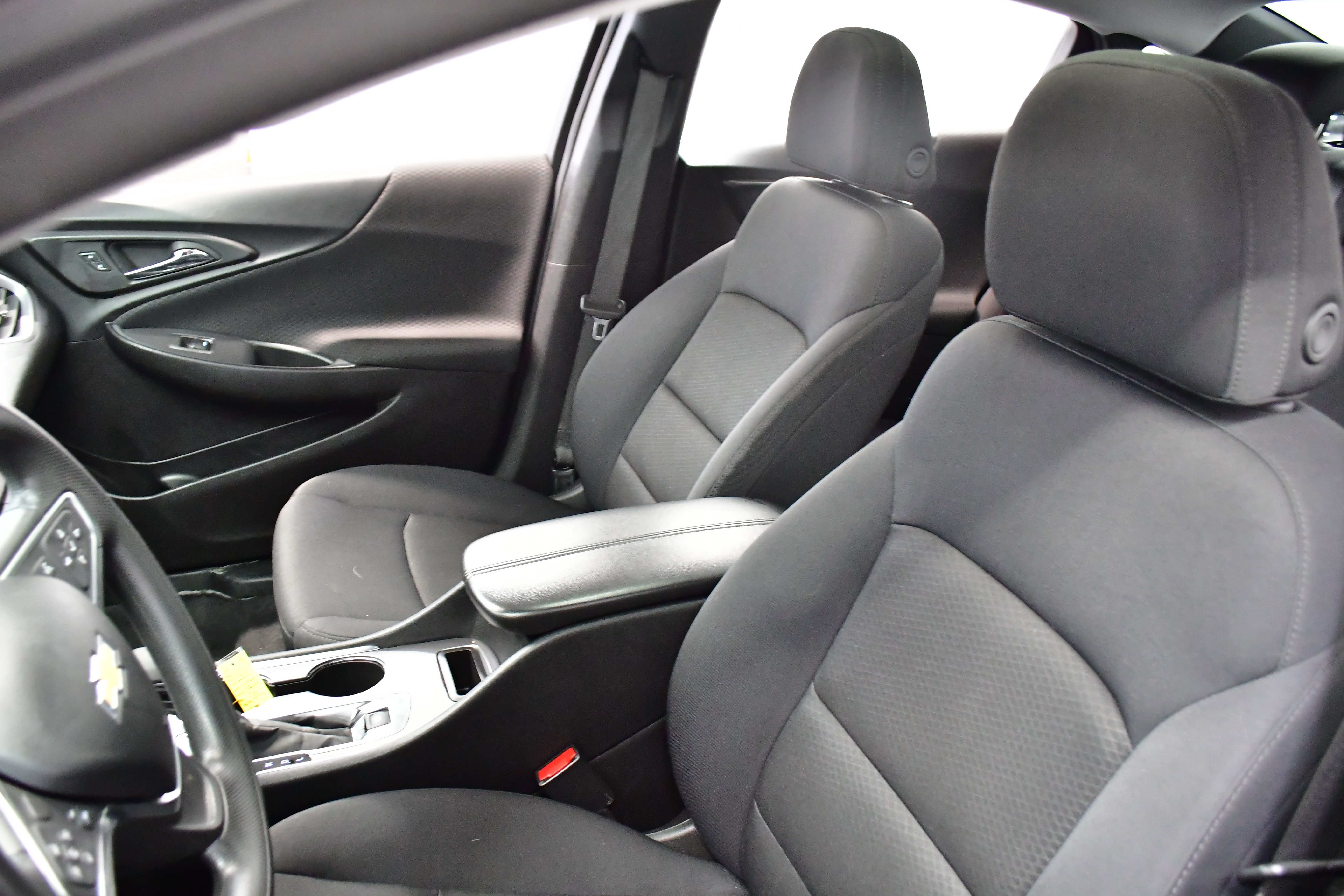 Used 2024 Chevrolet Malibu LT image 9