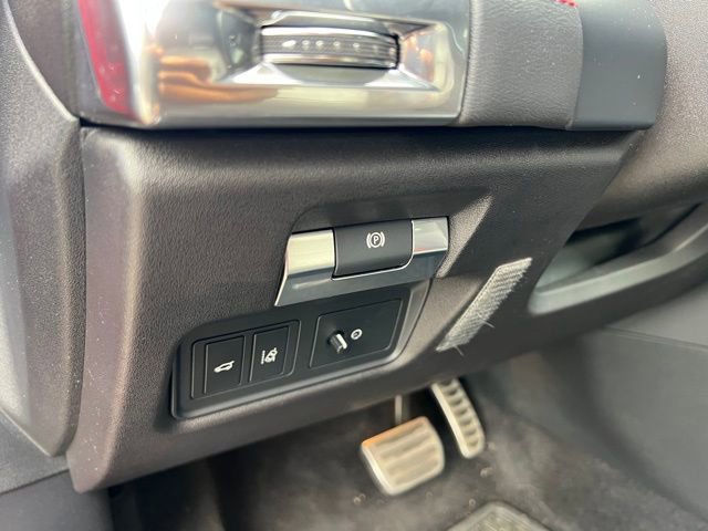 Used 2018 Jaguar E-PACE First Edition image 17