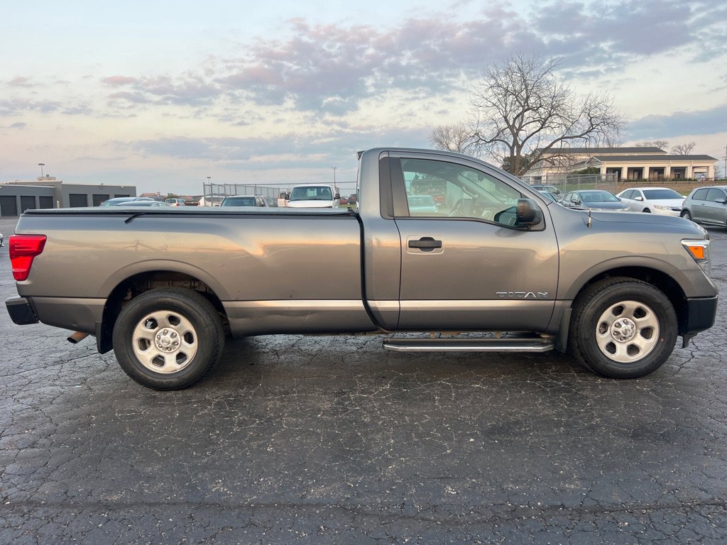 Used 2017 Nissan Titan S RWD image 8