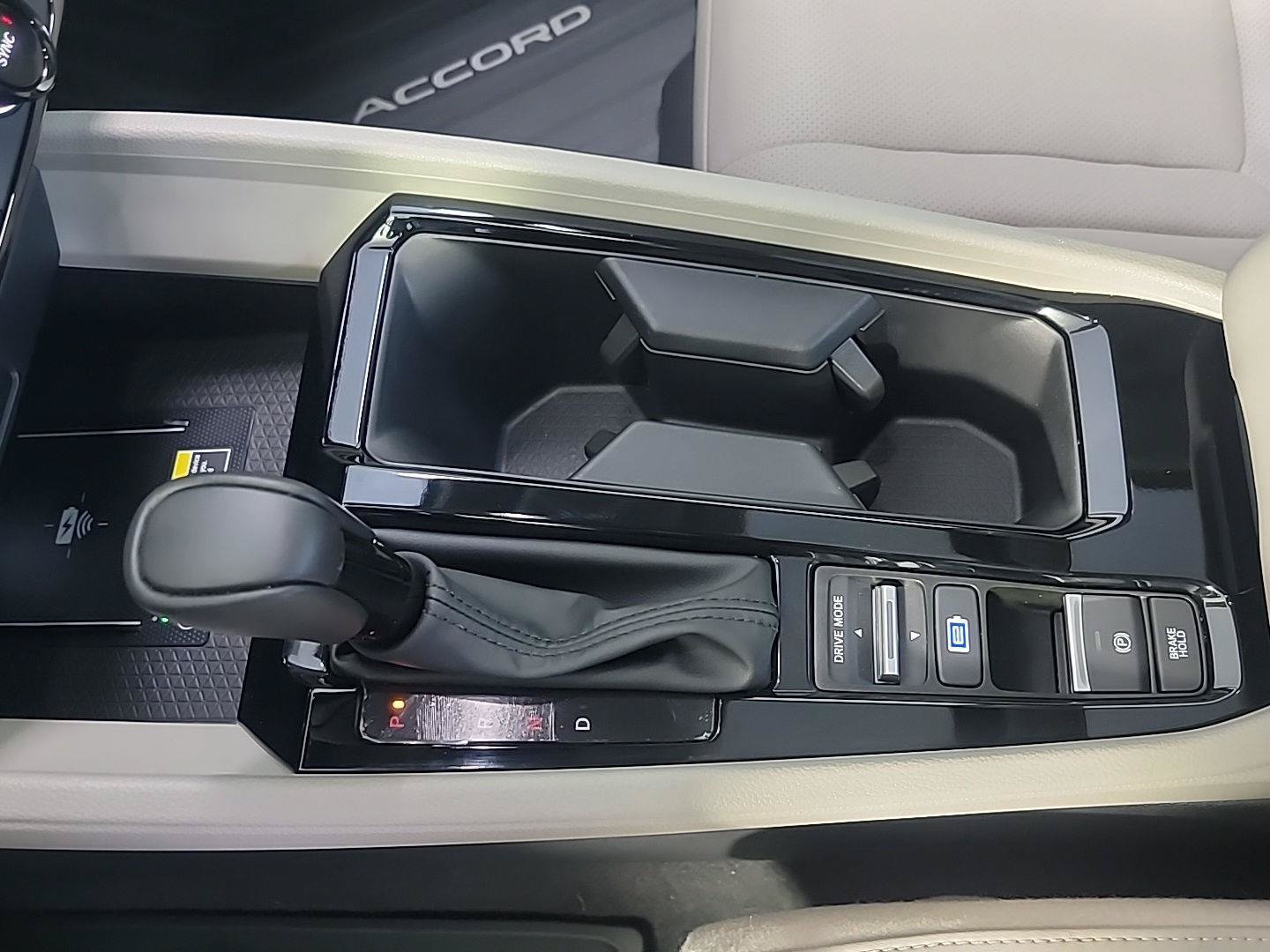 Certified 2025 Honda Accord EX-L image 34