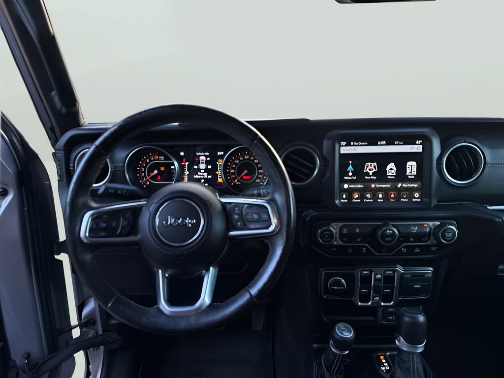 Used 2020 Jeep Gladiator Overland w/ Dual Top Group AWD/4WD image 21