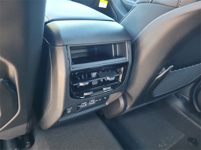 New 2025 Jeep Grand Cherokee Limited w/ Trailer Tow Package image 7