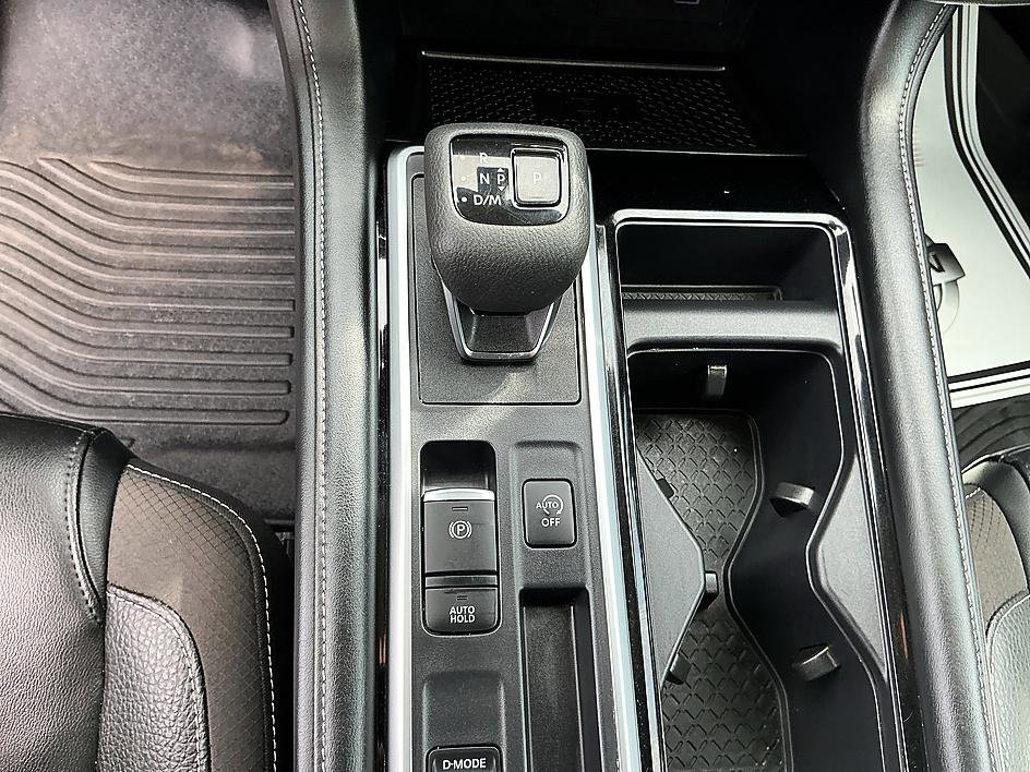 Certified 2024 Nissan Pathfinder SL w/ SL Premium Package image 22