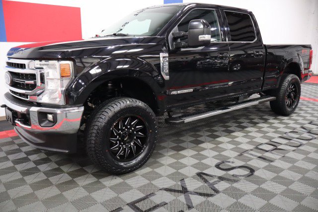 Used 2021 Ford F250 Lariat w/ Lariat Value Package AWD/4WD image 2