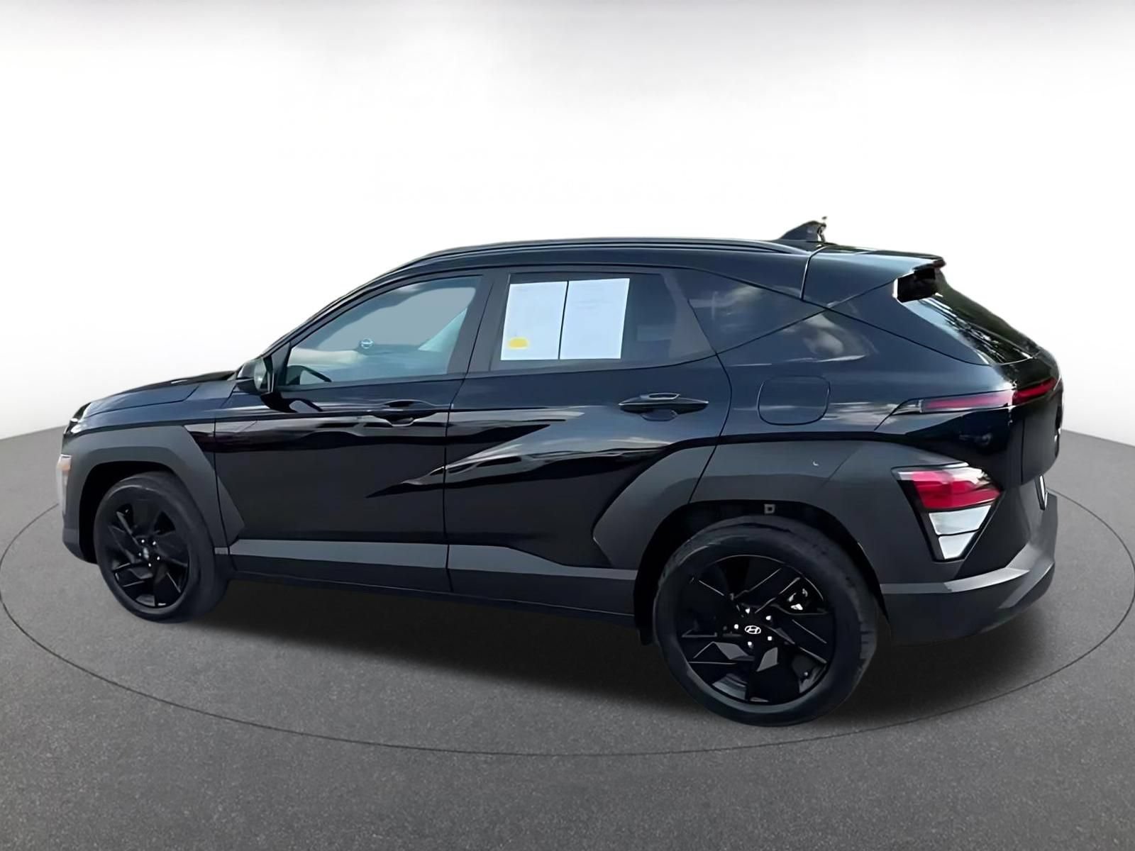Used 2026 Hyundai Kona SEL Sport FWD image 9