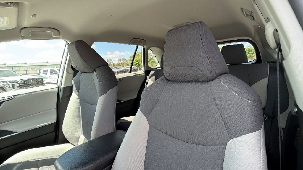 Certified 2025 Toyota RAV4 XLE image 21