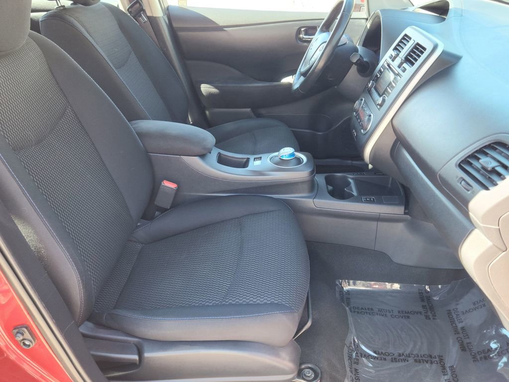 Used 2015 Nissan Leaf S w/ Charge Package image 15