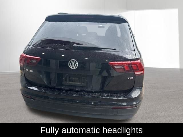Used 2018 Volkswagen Tiguan S FWD image 10