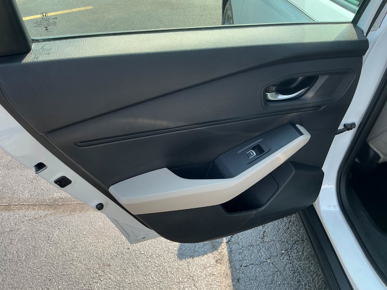 Used 2023 Honda Accord EX image 18