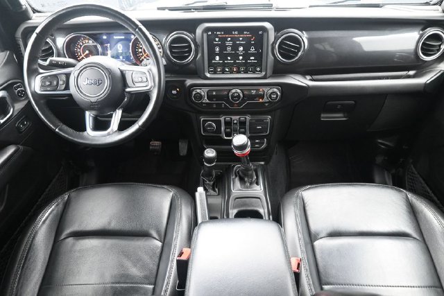 Used 2020 Jeep Wrangler Unlimited Sahara AWD/4WD image 13