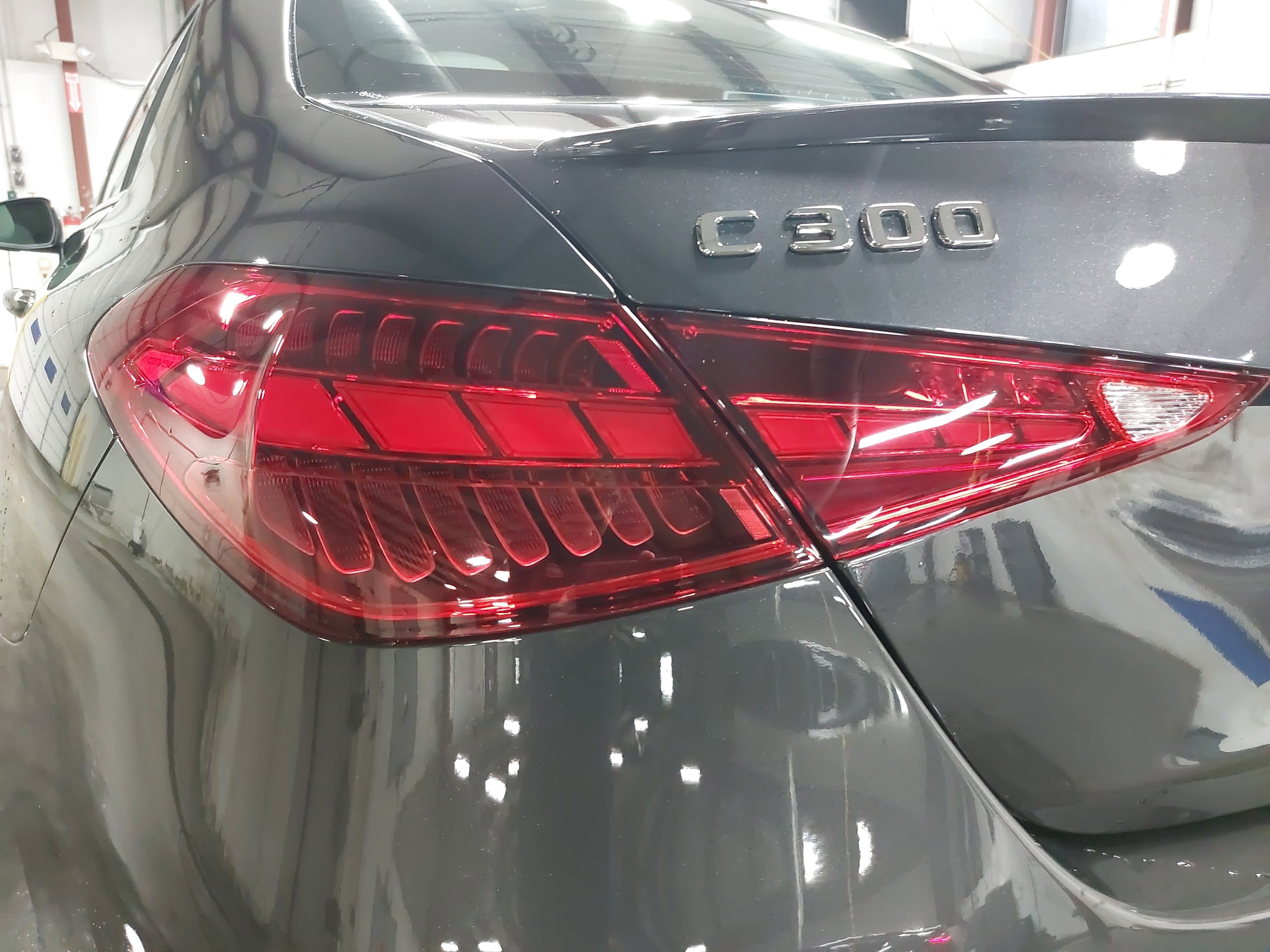 Used 2025 Mercedes-Benz C 300 Sedan image 34