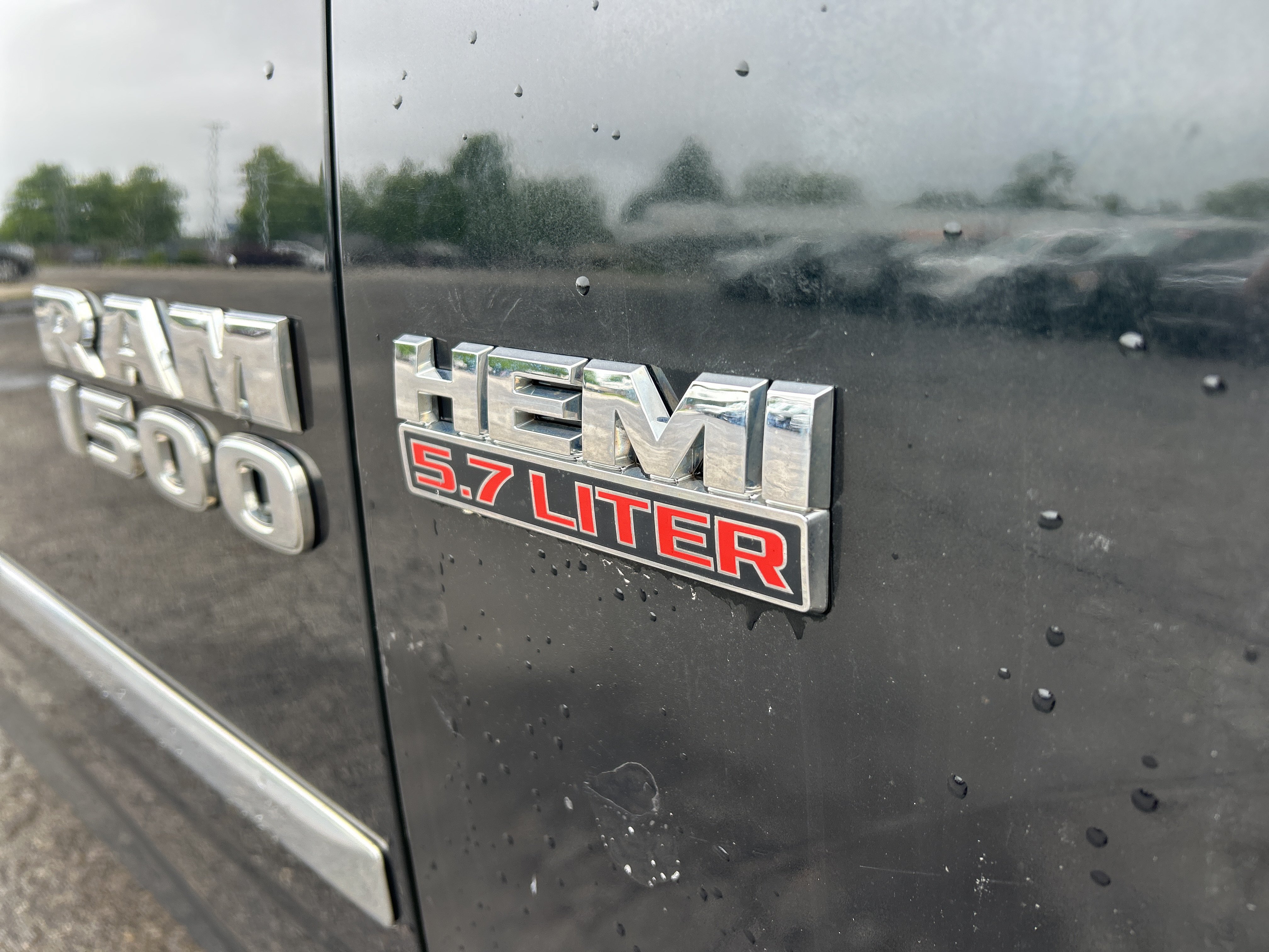 Used 2017 RAM 1500 Classic SLT AWD/4WD image 26