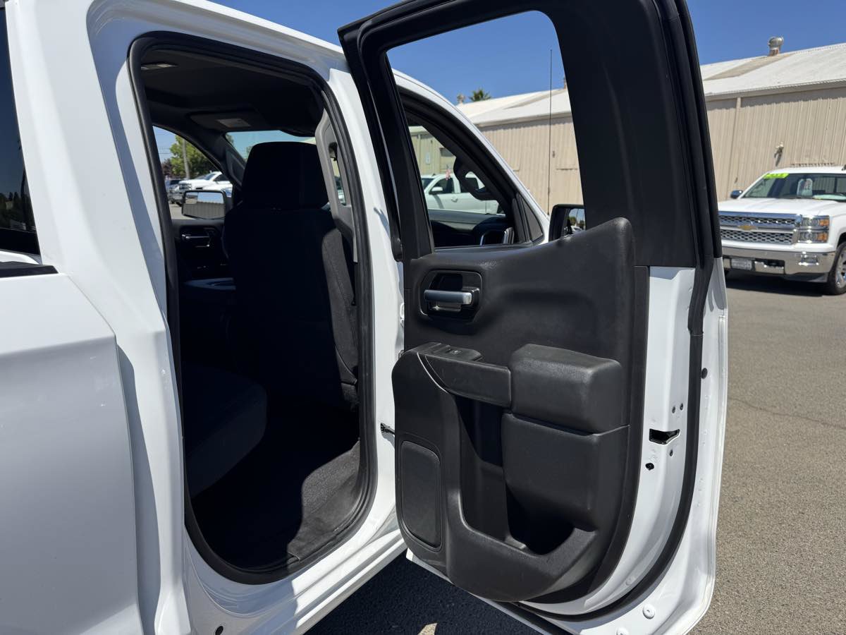 Used 2020 Chevrolet Silverado 1500 LT w/ Bed Protection Package AWD/4WD image 18