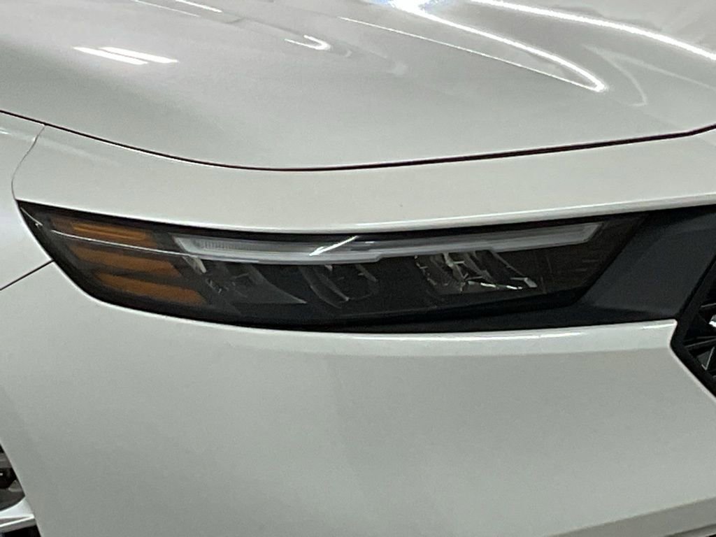 Certified 2024 Honda Accord LX image 31