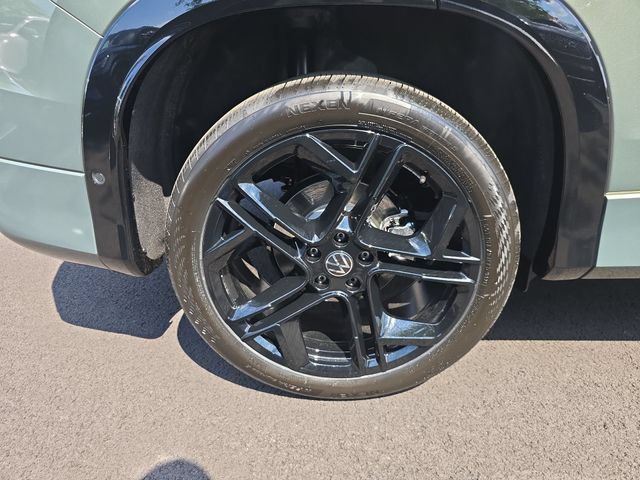New 2026 Volkswagen Tiguan SE R-Line AWD/4WD image 33