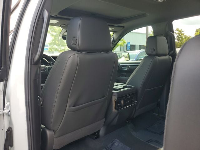 Used 2026 GMC Sierra 1500 AT4 w/ AT4 Premium Package AWD/4WD image 12