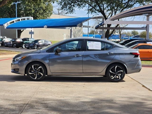 Used 2024 Nissan Versa SR image 13