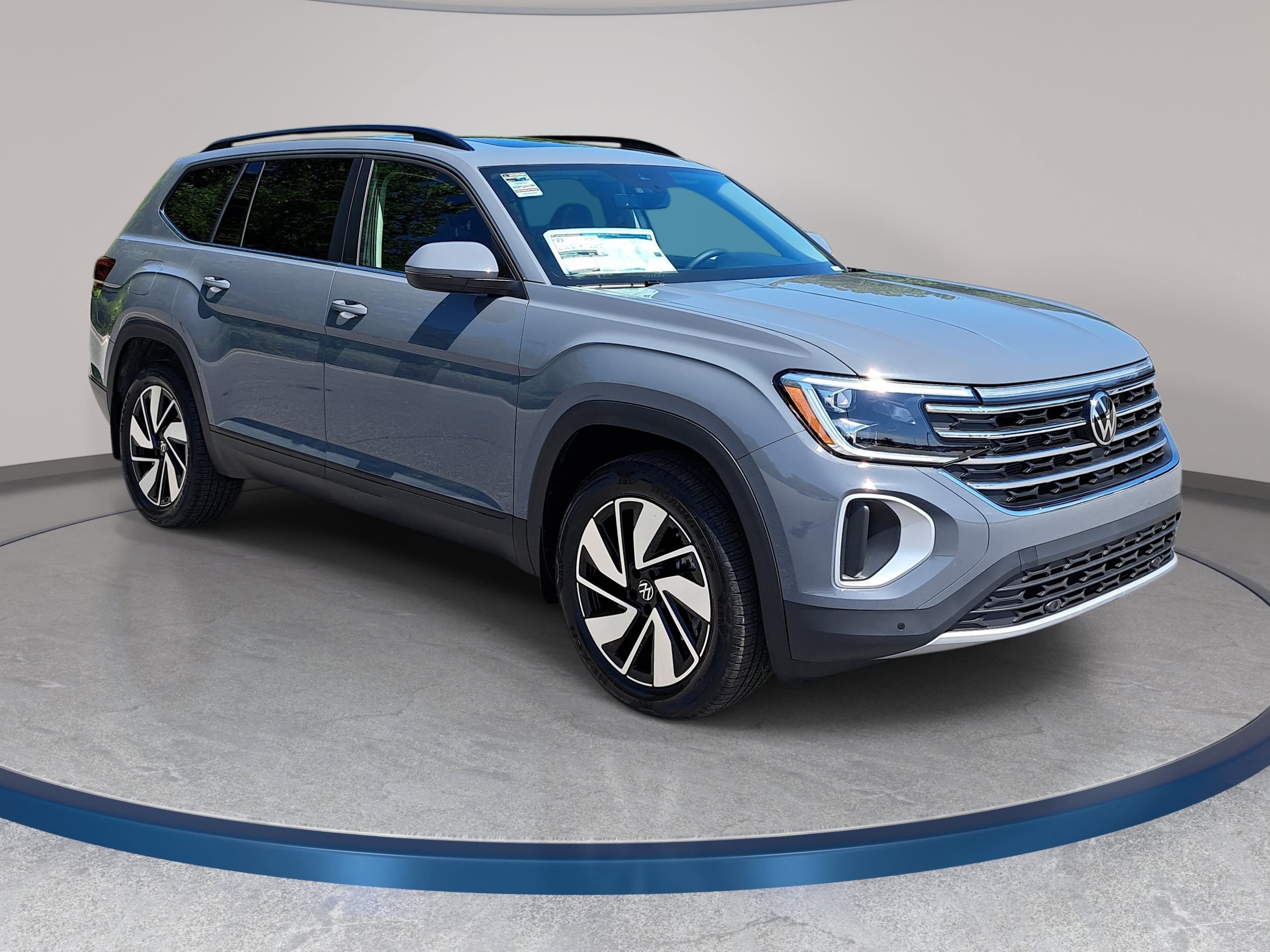 New 2026 Volkswagen Atlas SE FWD image 3