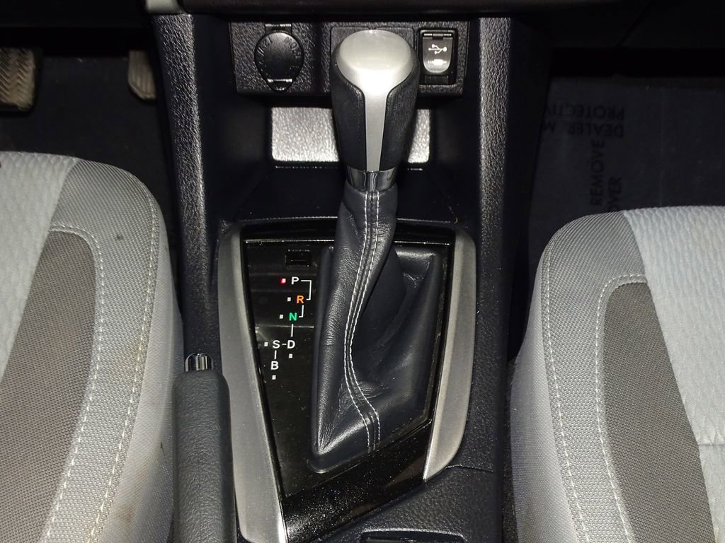 Used 2017 Toyota Corolla LE image 33