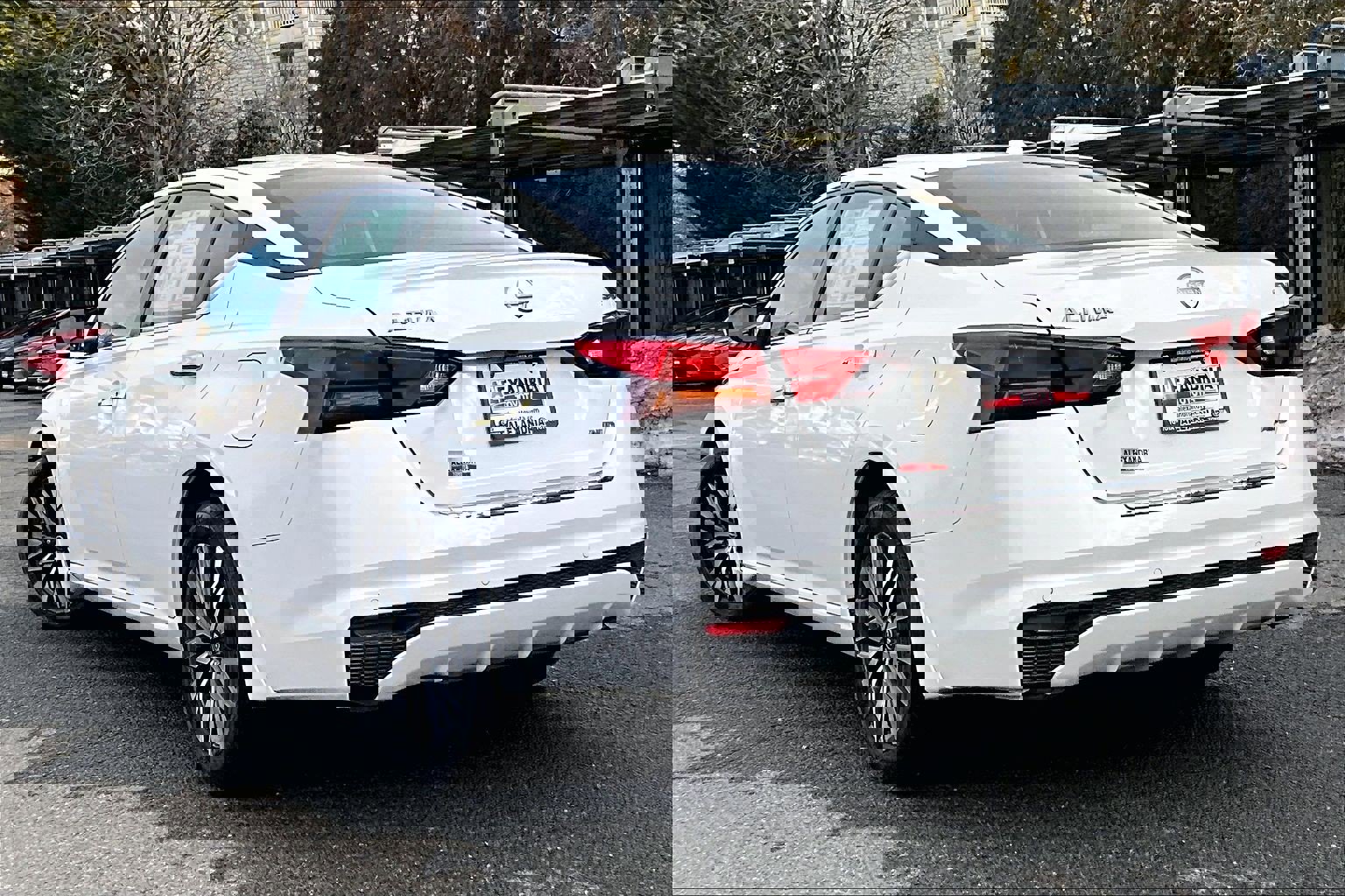 Used 2023 Nissan Altima 2.5 SV image 11