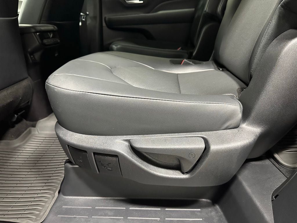 Used 2025 Toyota Grand Highlander FWD image 47