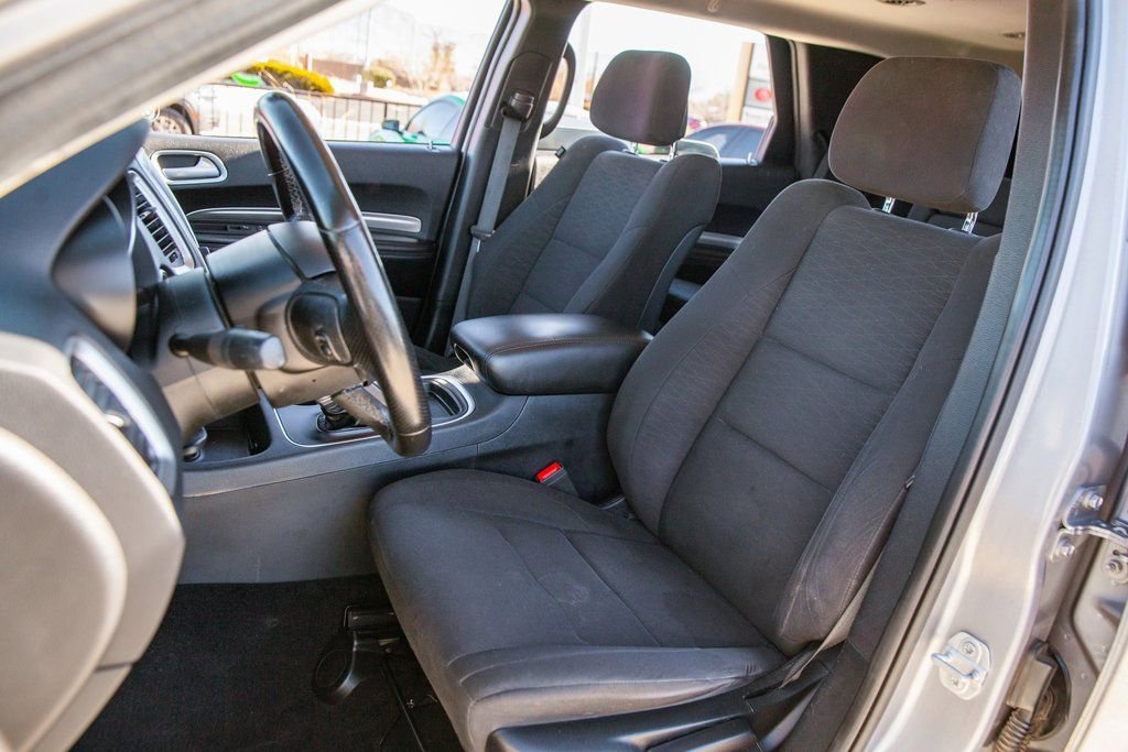Used 2020 Dodge Durango SXT w/ 3rd Row Seating Group image 14