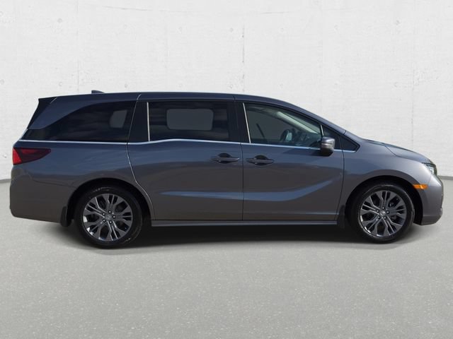 Used 2025 Honda Odyssey Touring image 4