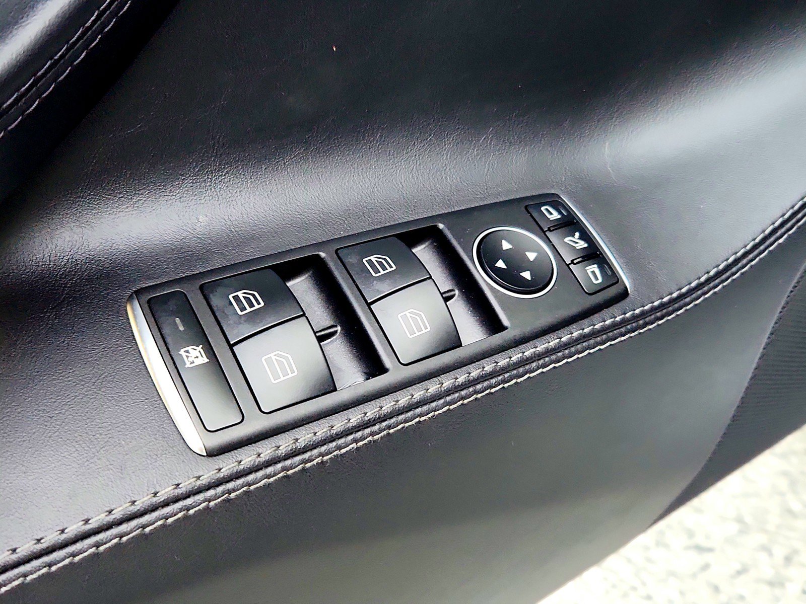 Used 2018 Tesla Model S P100D image 19