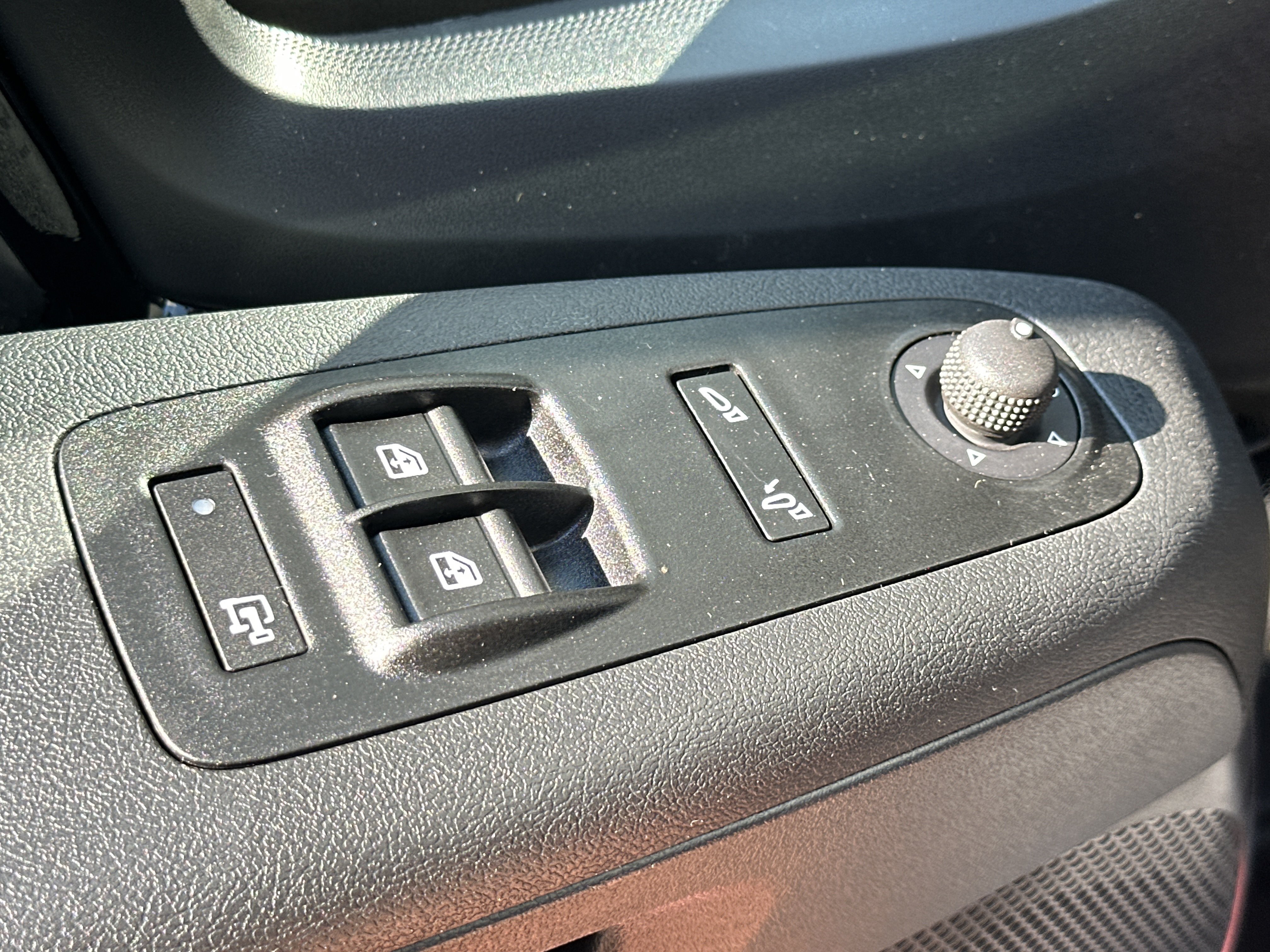 New 2026 RAM ProMaster 3500 w/ Premium Convenience Group FWD image 13